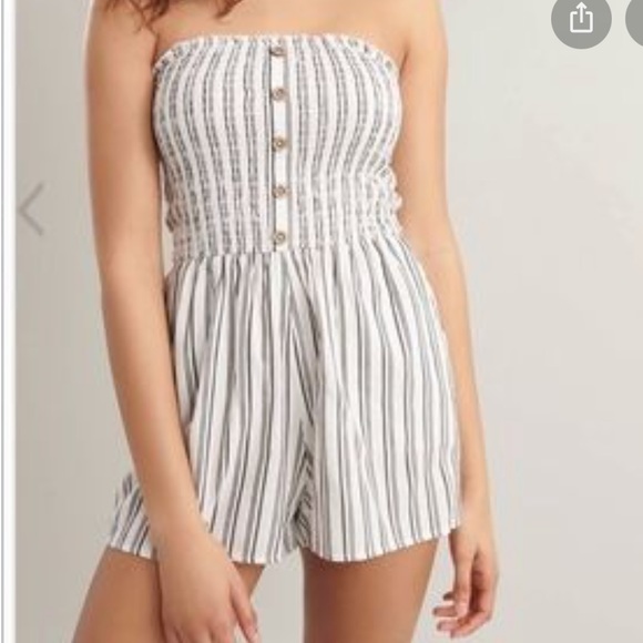 Garage Dresses & Skirts - Garage strapless romper - size M